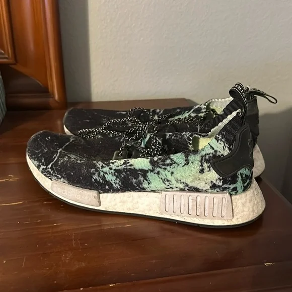 adidas gazelle silver green womens adidas NMD Boost V3 GTX - GORE-TEX